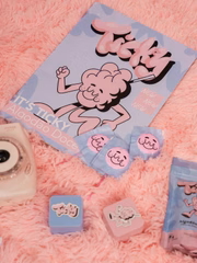 Antonela Braga anuncia marca de pirulitos Ticky