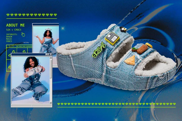 Campanha de divulgação da marca Crocs com a cantora SZA. Na imagem é possível ver um sapato Crocs feito com tecido jeans e acolchoado por dentro. Ao lado, é possível ver duas fotos da cantora SZA, uma mulher negra, jovem, com cabelo grande e ondulado. - Metrópoles