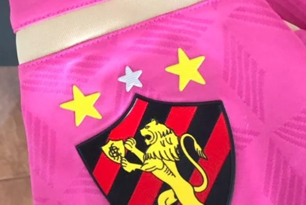 Camisa do Sport em homenagem ao Outubro Rosa