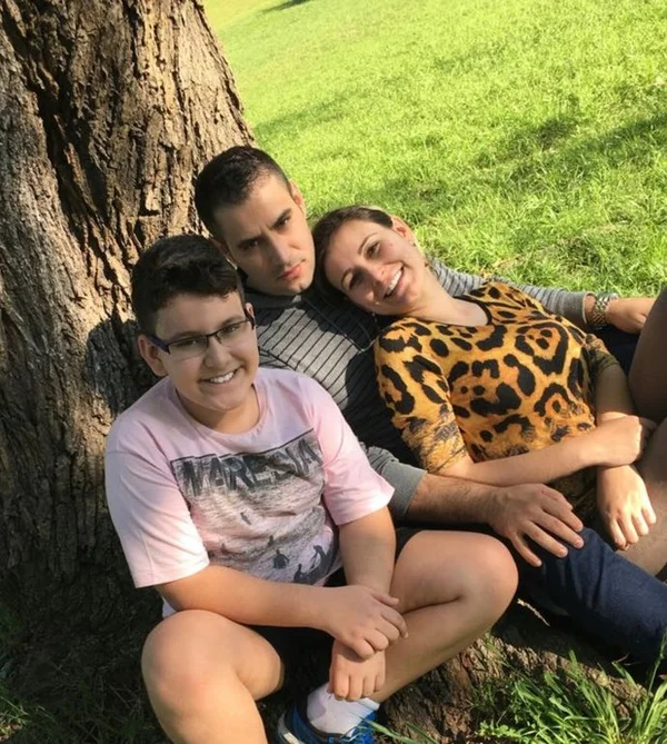 Andressa Urach comemora reconciliação com o ex e conversão religiosa