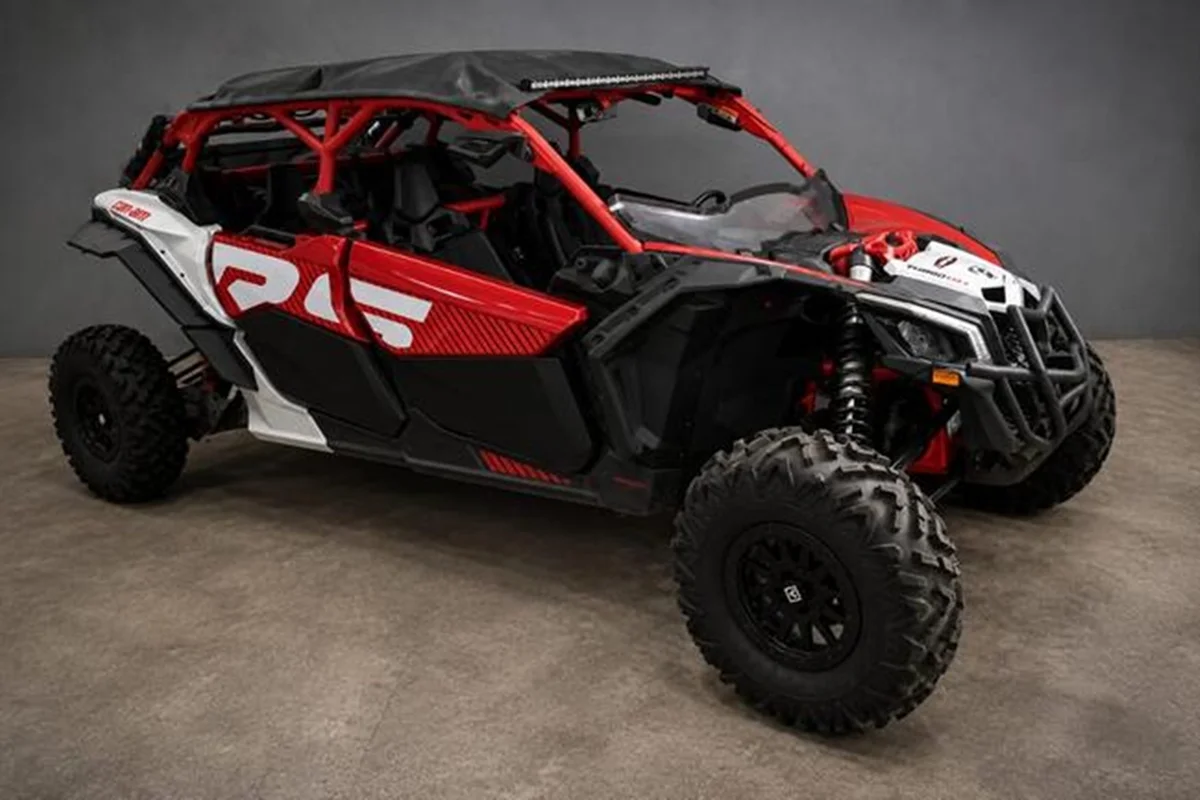 UTV Bombardier SSV MAV MAX XRS 72 TURBRR RD UTV Bombardier SSV MAV MAX XRS 72 TURBRR RD