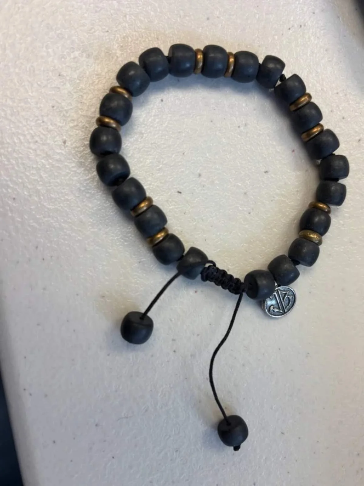Pulseira assinada por Joseph Brooks Pulseira assinada por Joseph Brooks
