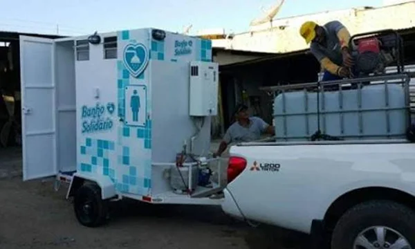 ONG arrecada dinheiro para promover banho solidário a moradores de rua