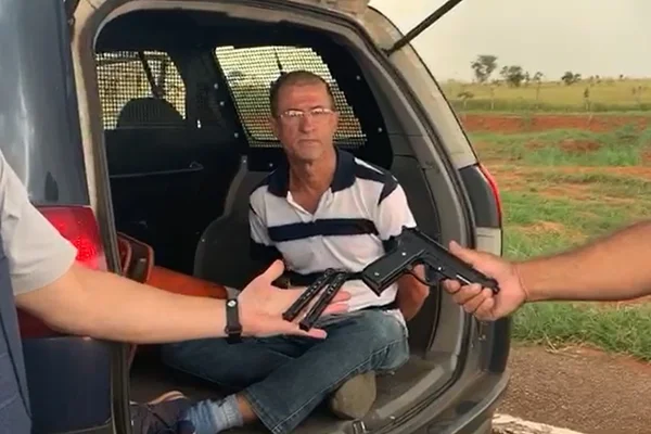 Fotógrafo atirou várias vezes na cabeça da ex, revela irmão da vítima