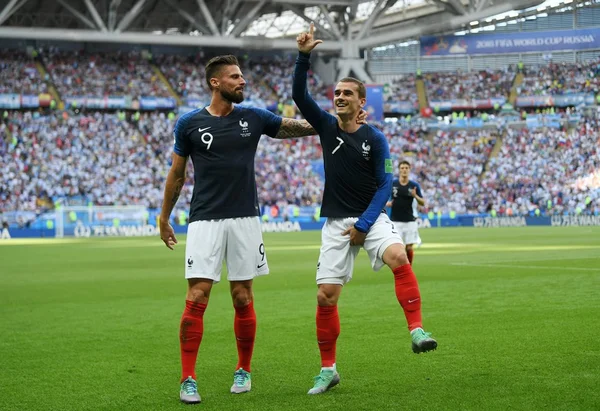 Barcelona? Fã de games, Griezmann lança time próprio de eSports