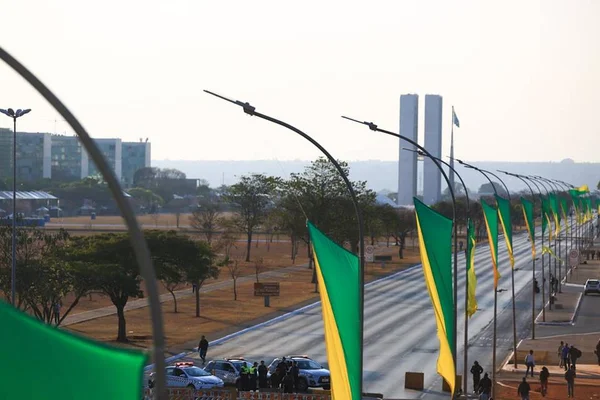 Adversários de Bolsonaro fogem de Brasília e do Rio no 7 de Setembro