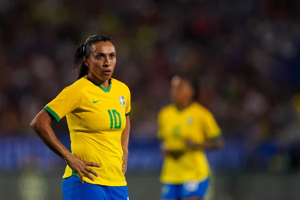 Pia Sundhage convoca Seleção Brasileira feminina para a Finalíssima
