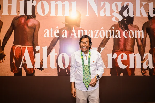 Lançamento da exposição Hiromi Nagakura até a Amazônia com Ailton Krenak