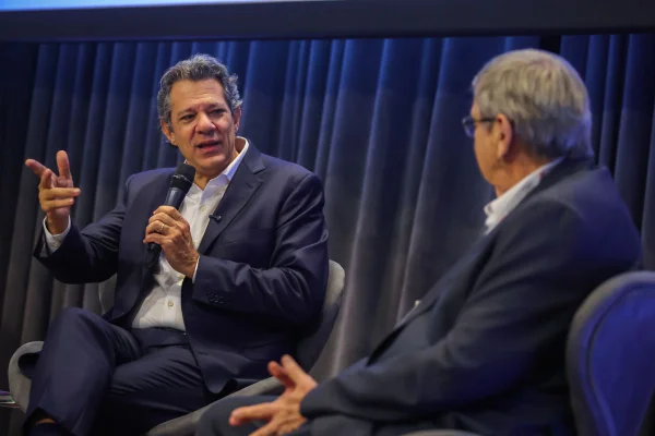 “Futuro do Brasil está em jogo”, diz Haddad sobre Caso Master