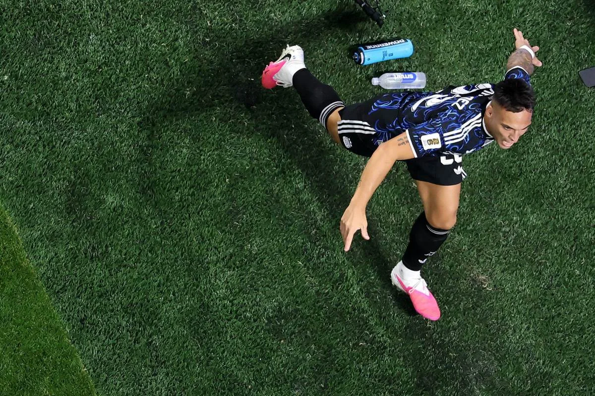 "Quem não faz leva": web se revolta com classificação da Argentina