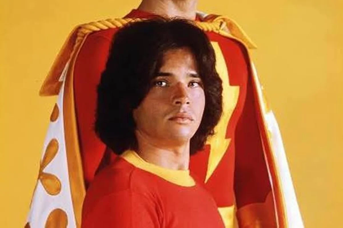 Morre Michael Gray, primeiro ator do personagem Billy Batson Morre Michael Gray, primeiro ator do personagem Billy Batson