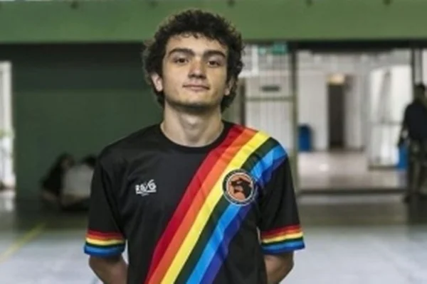 Aluno morre após quebrar pescoço enquanto transportava armário na USP