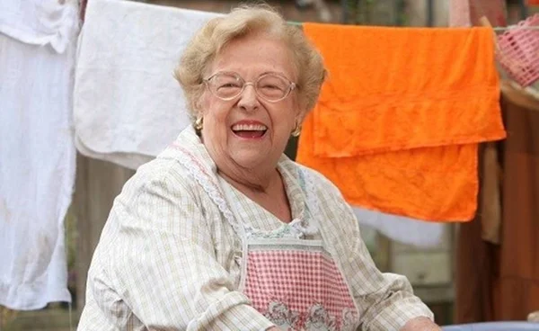 Morre a atriz Etty Fraser aos 87 anos