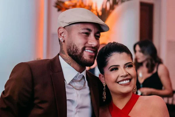 Influenciadora Roberta Cora relembra encontro com Neymar