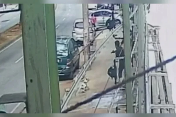 Policial atira contra cachorro em BH