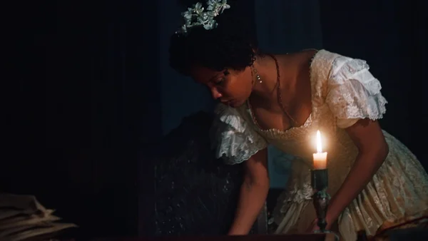 Zayla (Heslaine Vieira) achará as provas contra Tonico (Alexandre Nero) em Nos Tempos do Imperador