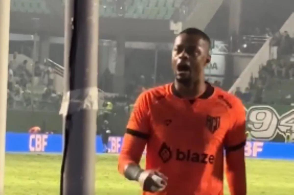 Paulo Vítor é goleiro do Atlético-GO Paulo Vítor é goleiro do Atlético-GO