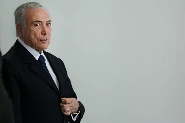 “Lula derrotado nas urnas seria politicamente adequado”, diz Temer