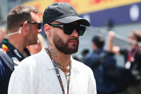 Aparição de Neymar em Mônaco irritou o PSG, afirma jornal francês
