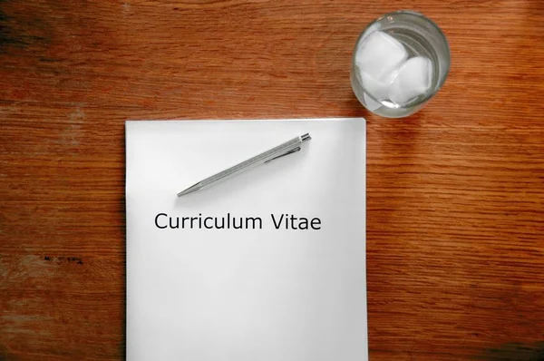 Confira dicas para fazer o currículo ideal na busca por emprego