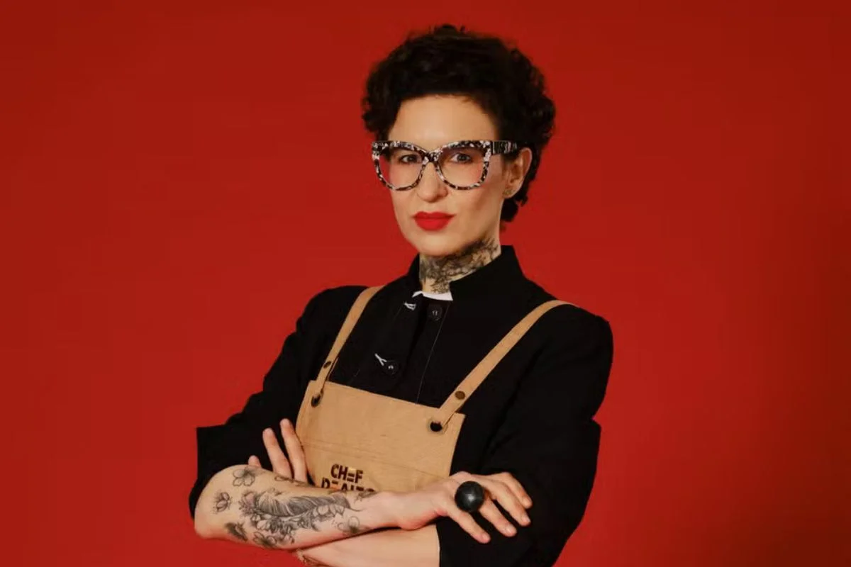 Bárbara Graziela, 48 anos, amadora, é natural de Novo Hamburgo (RS) e reúne referências alemãs, italianas e gaúchas em uma cozinha marcada pela poesia Bárbara Graziela, 48 anos, amadora, é natural de Novo Hamburgo (RS) e reúne referências alemãs, italianas e gaúchas em uma cozinha marcada pela poesia