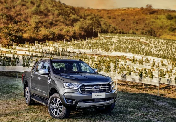 Ford enche de tecnologia a Ranger 2020 e mantém preços inalterados