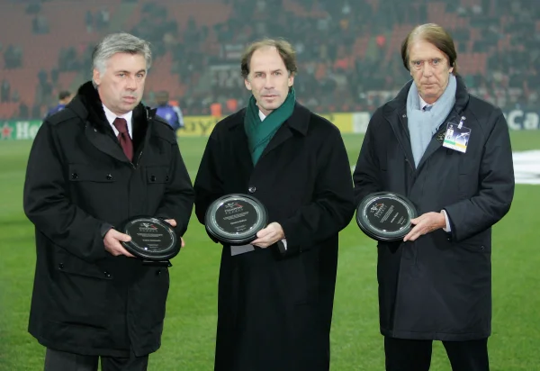 Técnico do Brasil, Ancelotti presta homenagem ao ex-companheiro Baresi