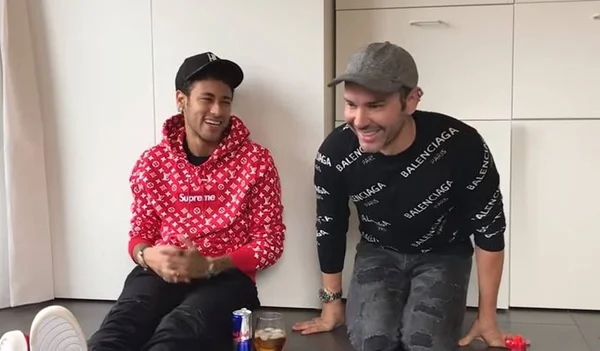 Neymar sobre Bruna Marquezine: “voltaria por gostar muito”