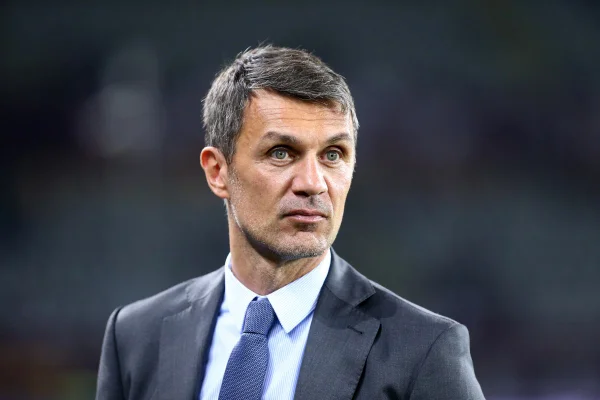 Maldini: “O Milan está sonhando com o scudetto e não quer parar de fazer isso”