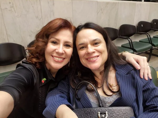 Deputada federal Carla Zambelli (PL-SP) e a deputada estadual Janaina Paschoal (PRTB-SP)