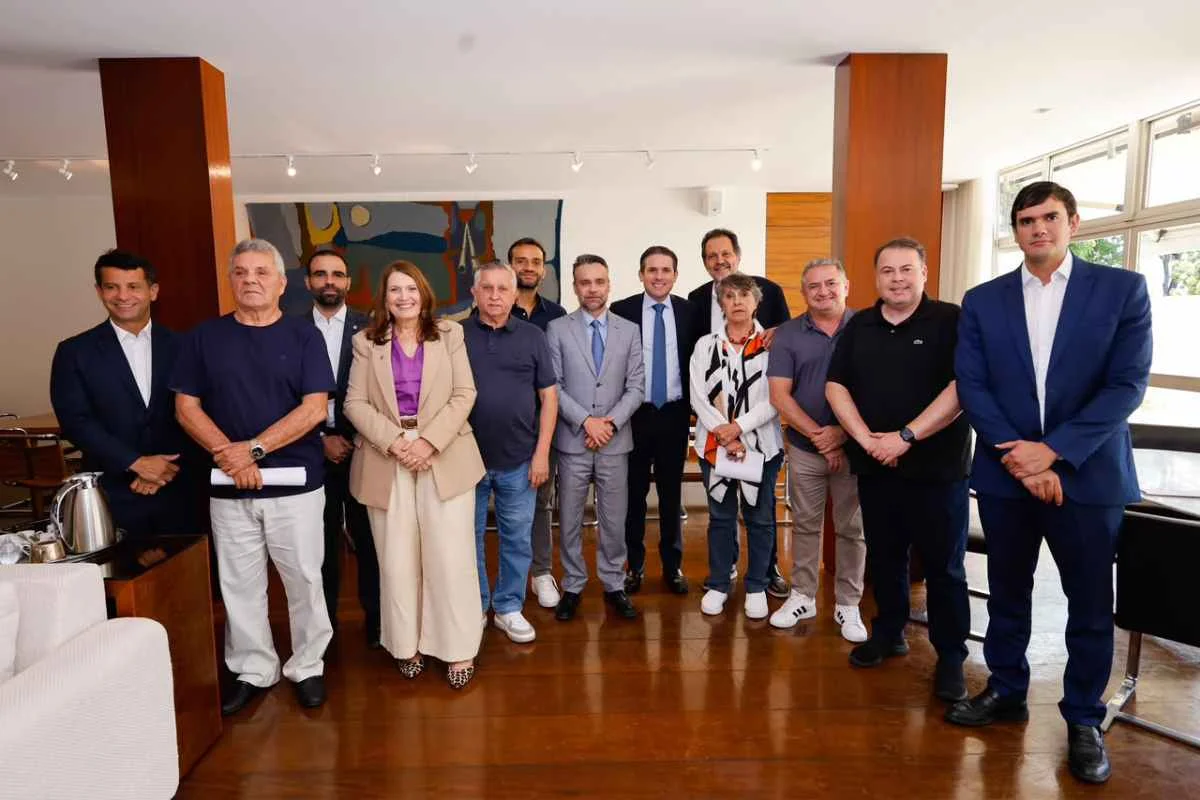 Entenda: Parlamentares e vice do DF defendem Fundo Constitucional a Hugo Motta