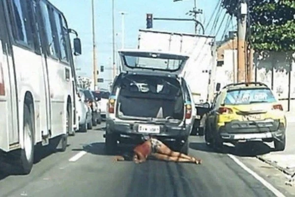 Após nomear PM suspeito de arrastar mulher com viatura, governo do RJ recua