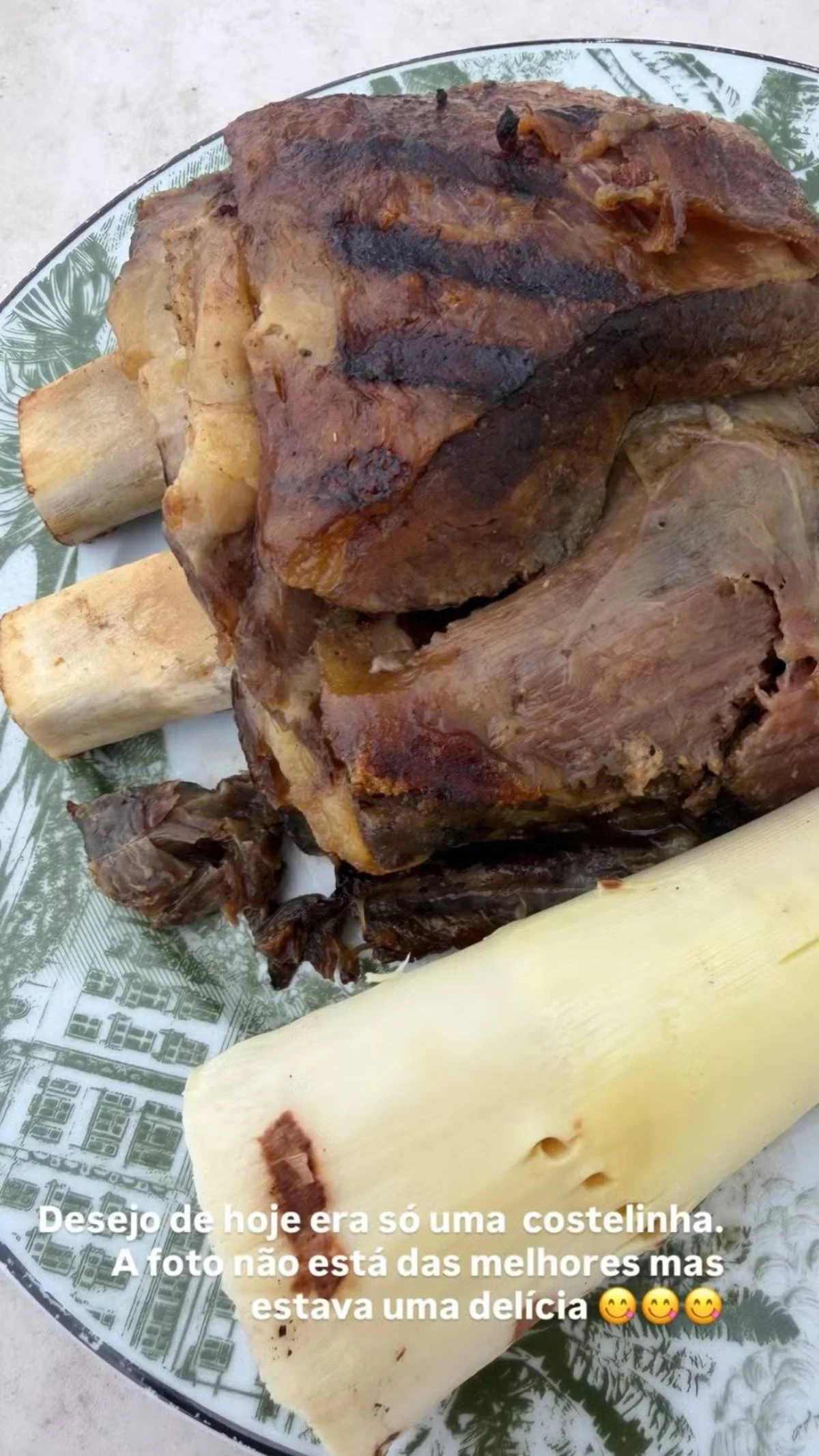 Sabrina Sato matou desejo de grávida de comer costelinha Sabrina Sato matou desejo de grávida de comer costelinha