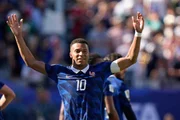 Mbappé lidera a França em confronto contra o Iraque pela Copa do Mundo 2026 Mbappé lidera a França em confronto contra o Iraque pela Copa do Mundo 2026