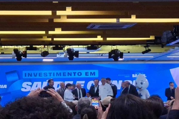 Por virada, ministros de Lula montam força-tarefa e se revezam em entregas - destaque galeria Por virada, ministros de Lula montam força-tarefa e se revezam em entregas - destaque galeria