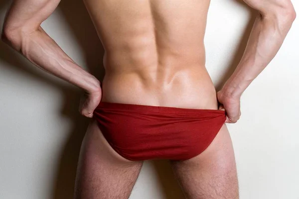 Anaconda: marca brasileira faz cueca para homens “superdotados”
