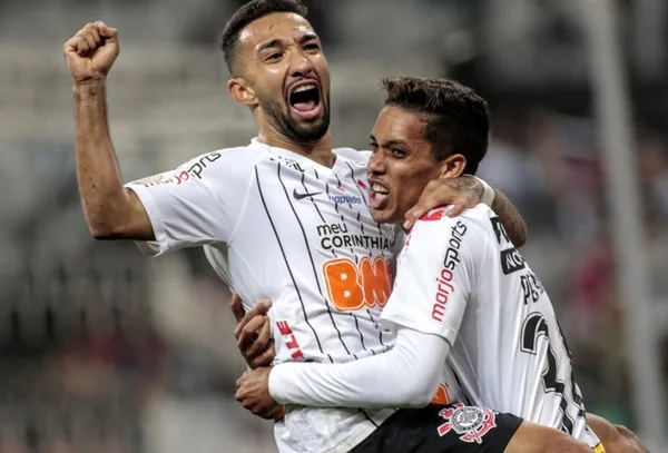Ralf e Clayson confiam em virada do Corinthians na Copa Sul-Americana