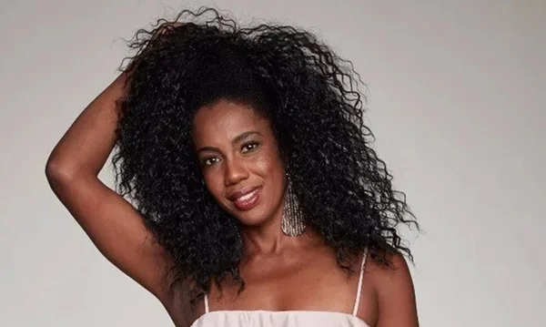 Após polêmica, Maria Gal diz nunca ter visto ato de racismo em novela do SBT