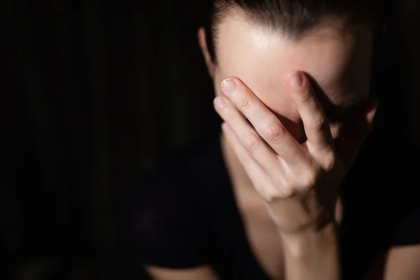 Metade de vítimas de estupro tem até 14 anos e foi violada por parente