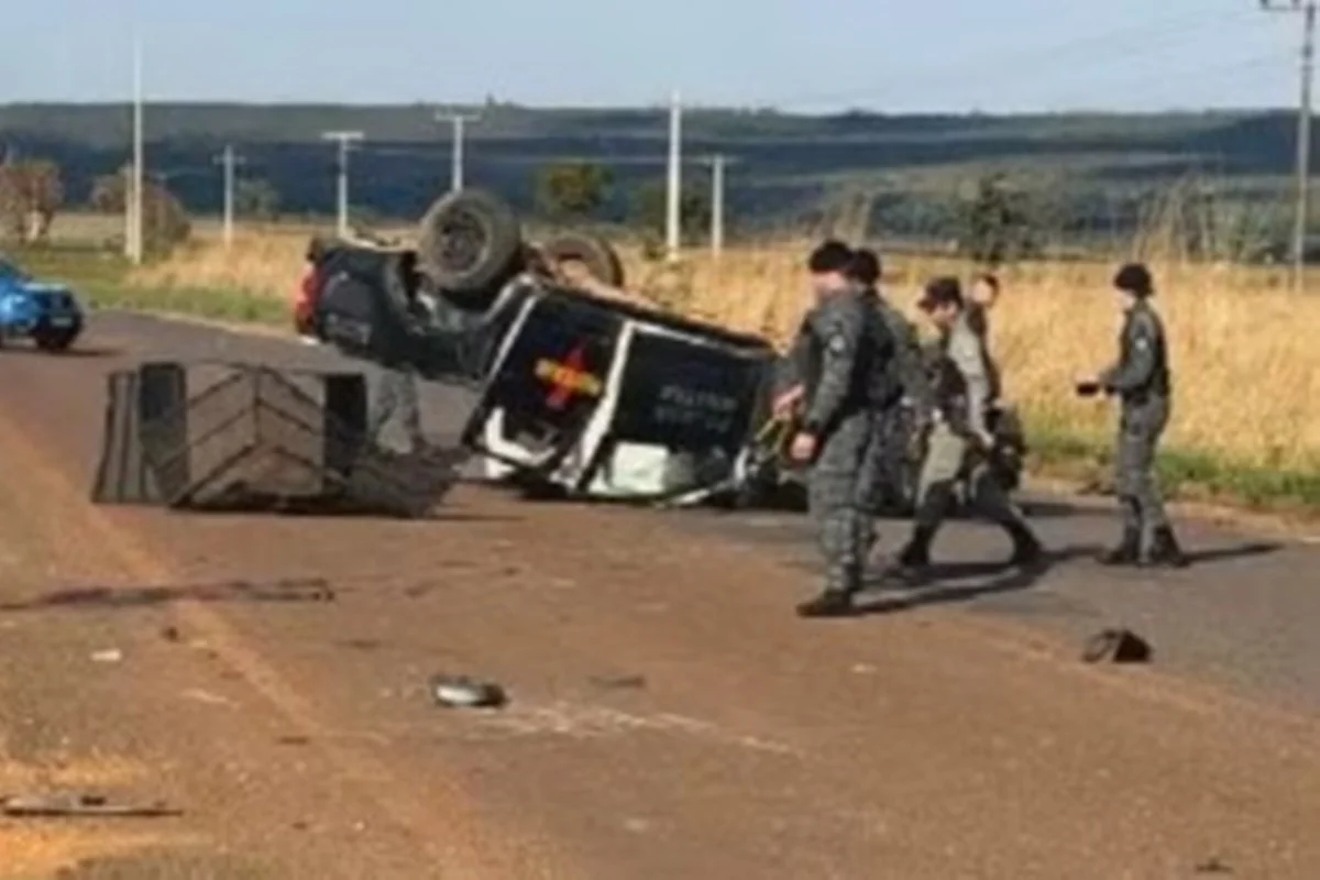Viatura da Rotam onde sargento que morreu estava Viatura da Rotam onde sargento que morreu estava