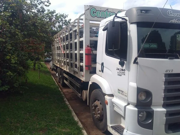 Caminhão de gás roubado em Minas Gerais é recuperado em Brasília
