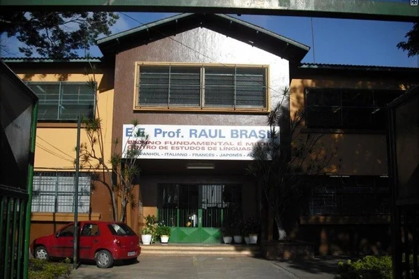 Suzano: escola onde houve atentado reabre na terça, mas sem aulas