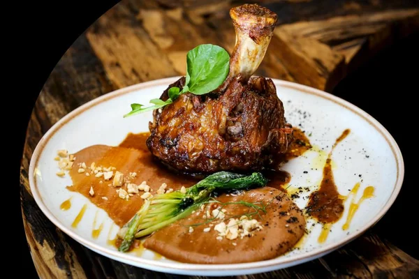Taypá: restaurante peruano estabelece compromisso com a ousadia