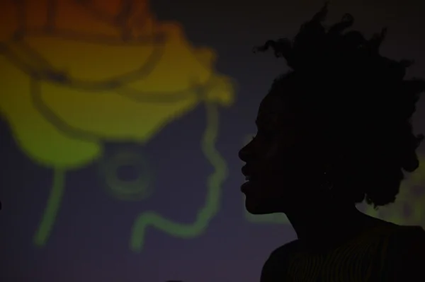 Morte de mulheres negras no Brasil avança 54% em dez anos, aponta estudo