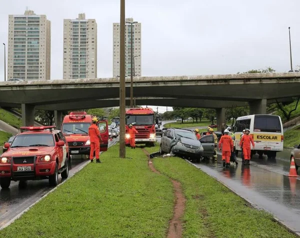 Corpo de homem é encontrado em rio no Distrito Federal