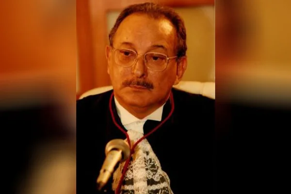 Morre desembargador aposentado do TJDFT Asdrúbal Cruxên