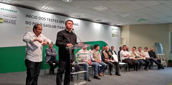 Bolsonaro na Petrobras de a Petrobras em Itaboraí (RJ)