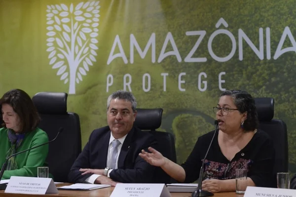 Após embate com Bolsonaro, presidente do Ibama pede demissão