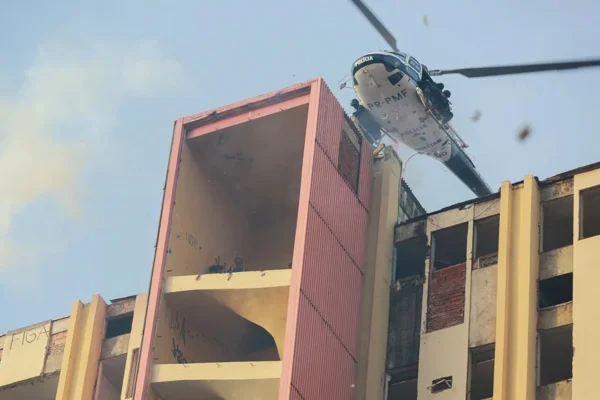Hotel que será implodido foi cracolândia vertical e alvo de operações