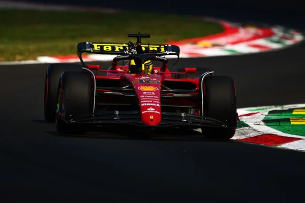 Leclerc no treino em Monza